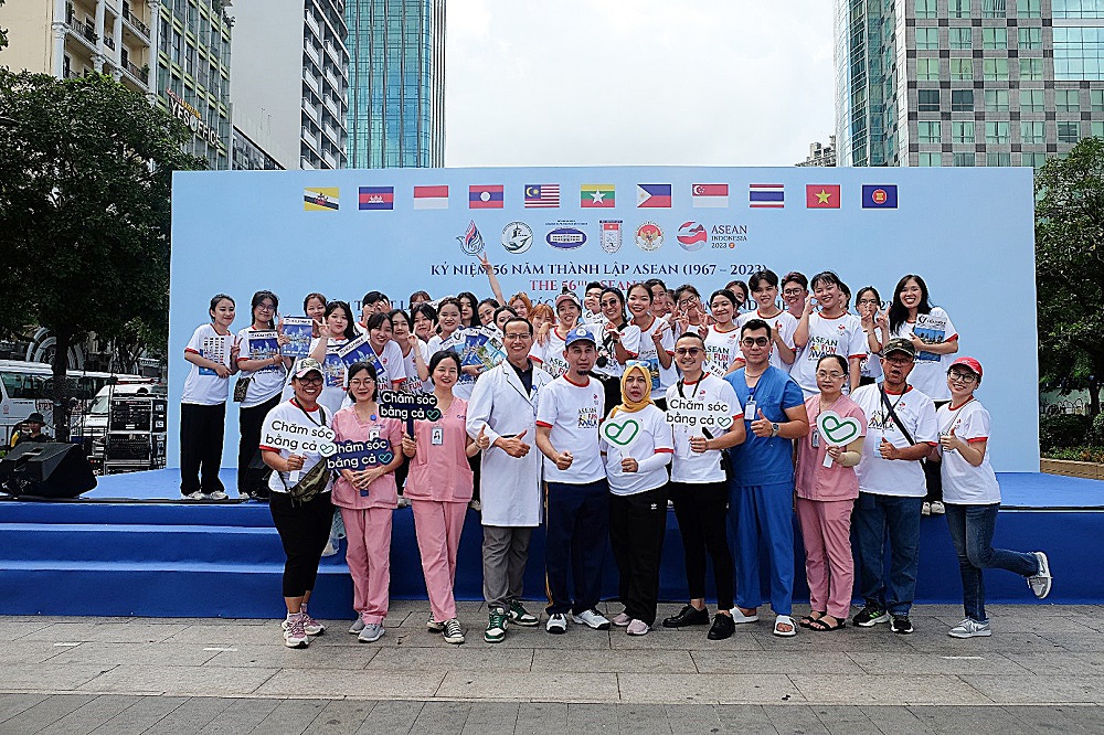 Bệnh viện Sante hợp tác cùng Tổng Lãnh sự quán Indonesia góp phần xây dựng thành công chương trình ASEAN Fun Walk